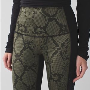 Lululemon Ziggy Snake Beyond Boundaries Pants